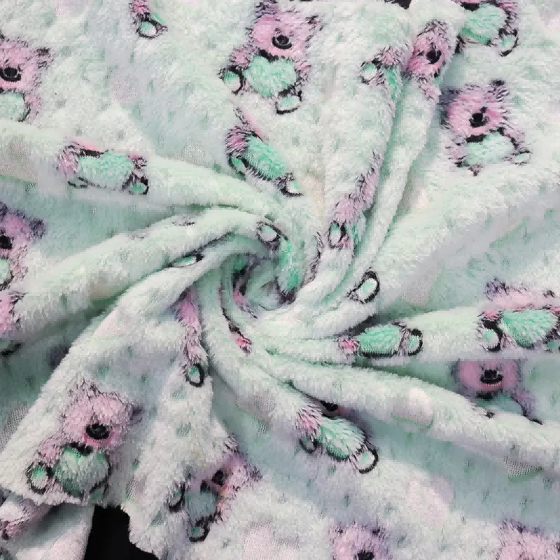 Geprägter, mit Teddybären bedruckter Coral-Fleece-Stoff