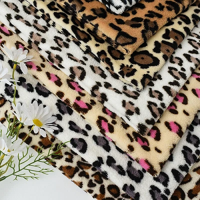 Flanellstoff aus Leopardendruck