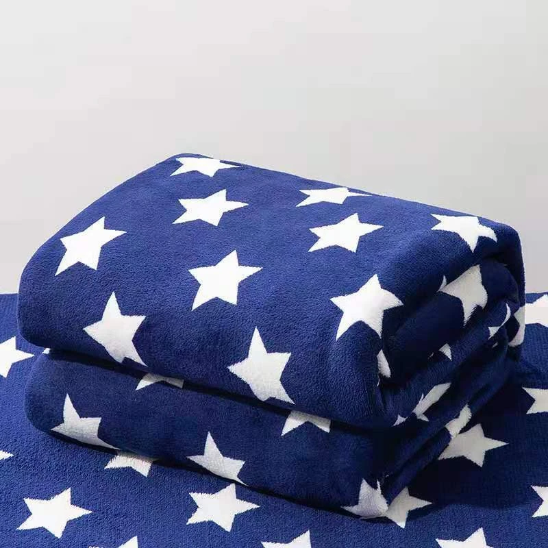 Muster-Korallen-Fleece-Decke