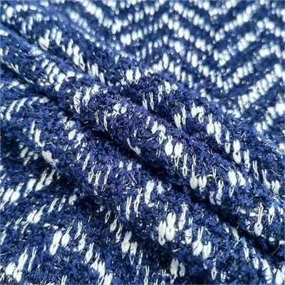 Maßgeschneiderter Jacquard-Strickstoff